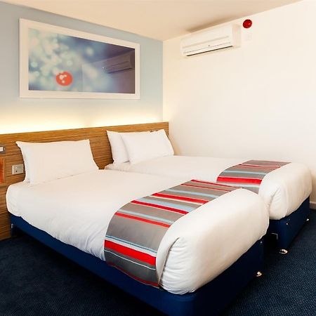 Travelodge London Crystal Palace מראה חיצוני תמונה